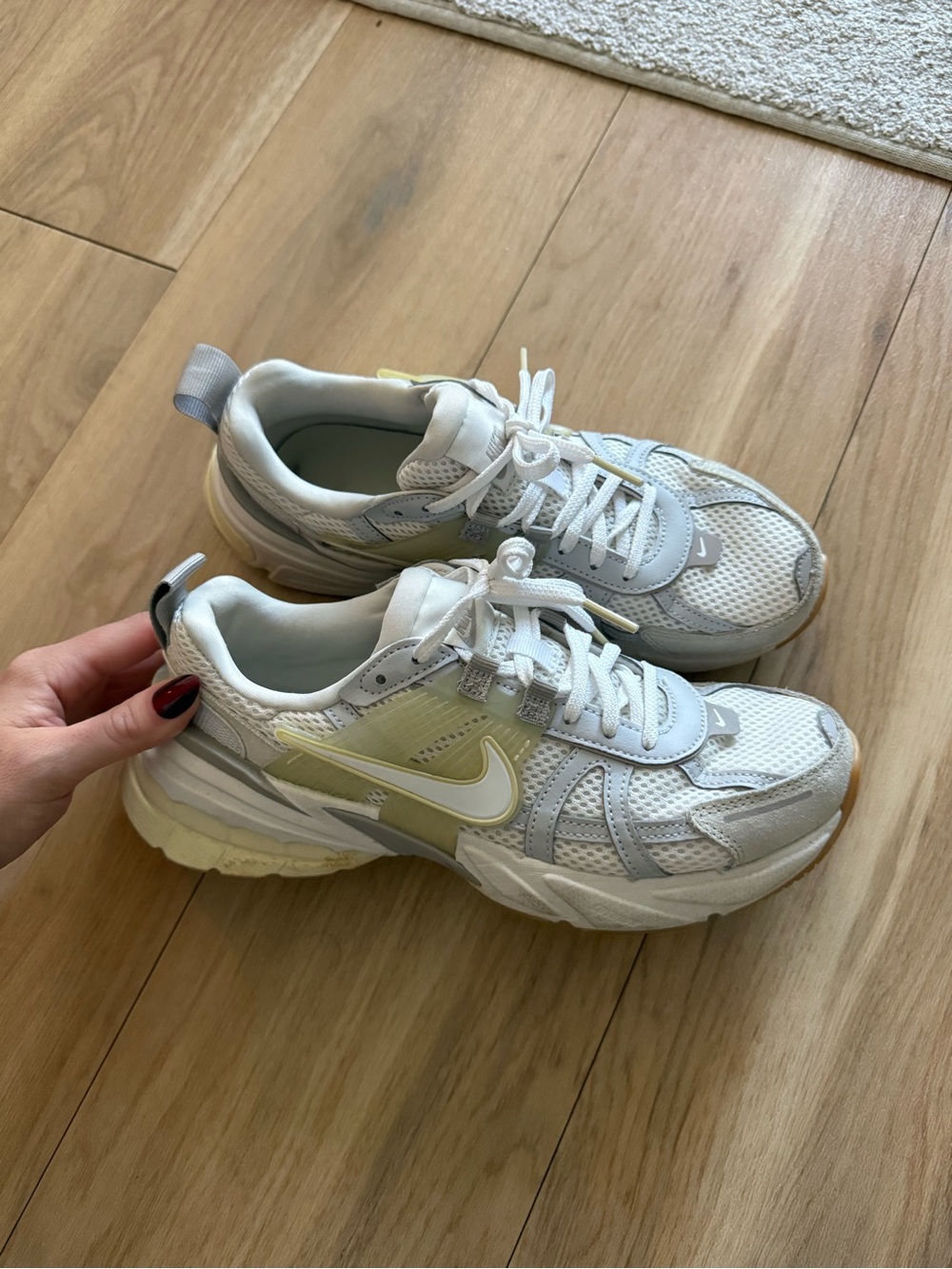 Nike V2K Run